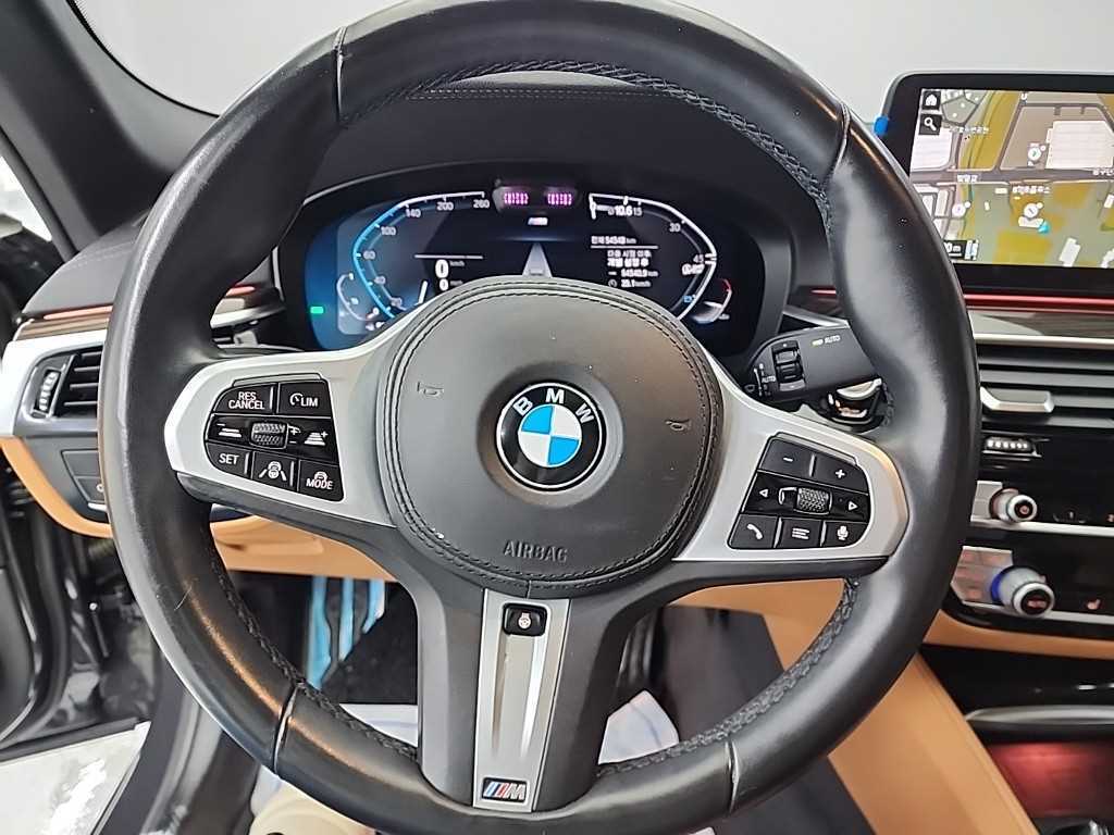 BMW 5 Series - Vista 10