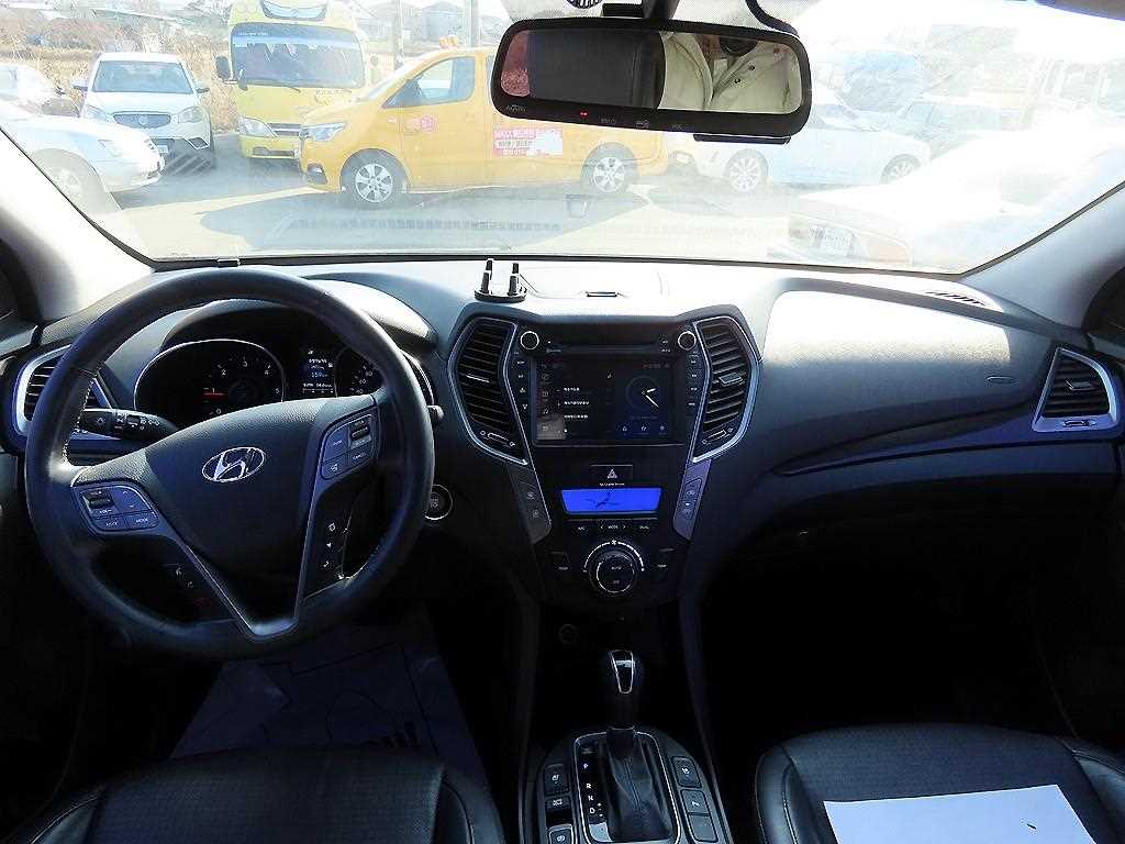 HYUNDAI Santa Fe - Vista 9