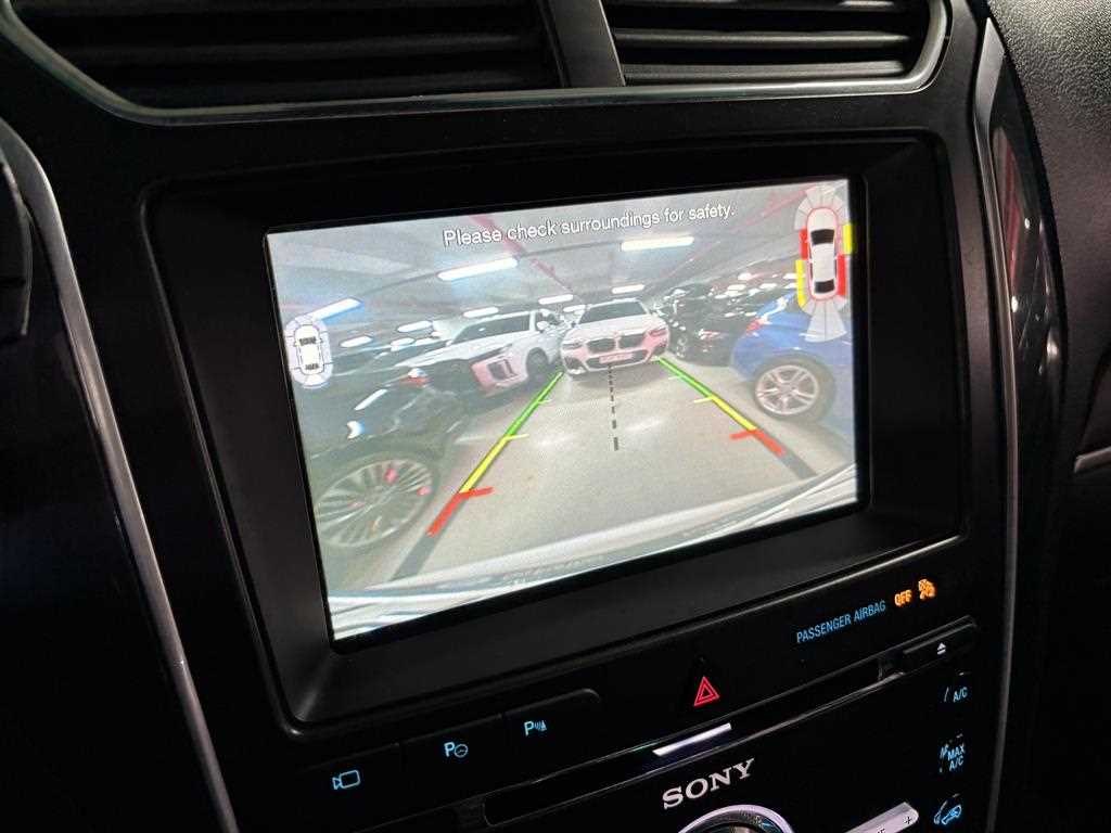 Ford Explorer - Vista 12