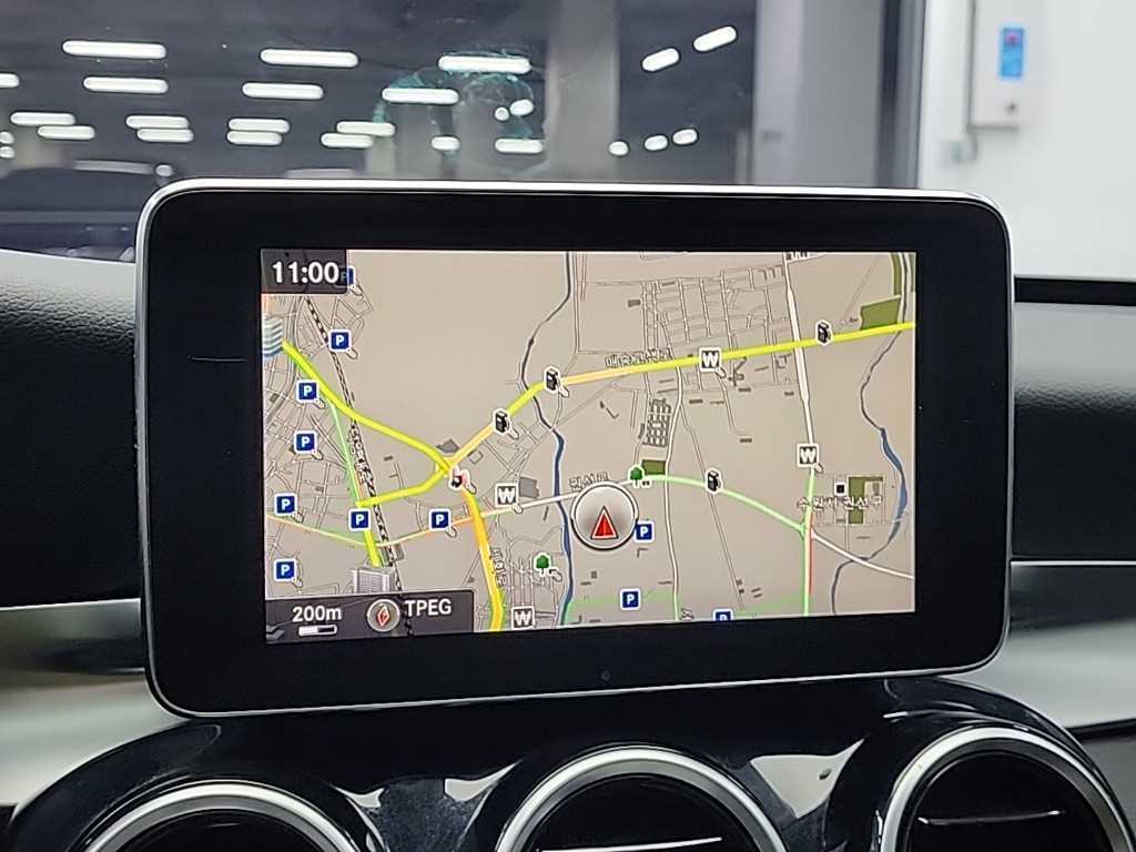 Mercedes Benz C Class 2016 Plateado - Importación desde Corea - HF Imports Iquique - Foto 14