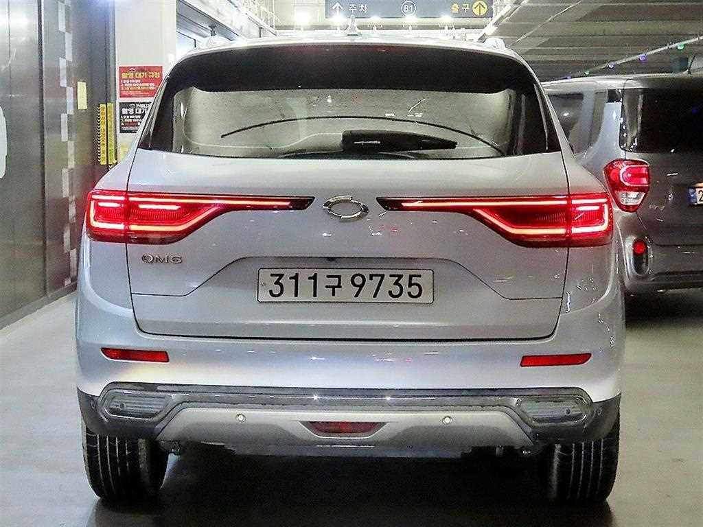 SAMSUNG QM6 - Vista 5