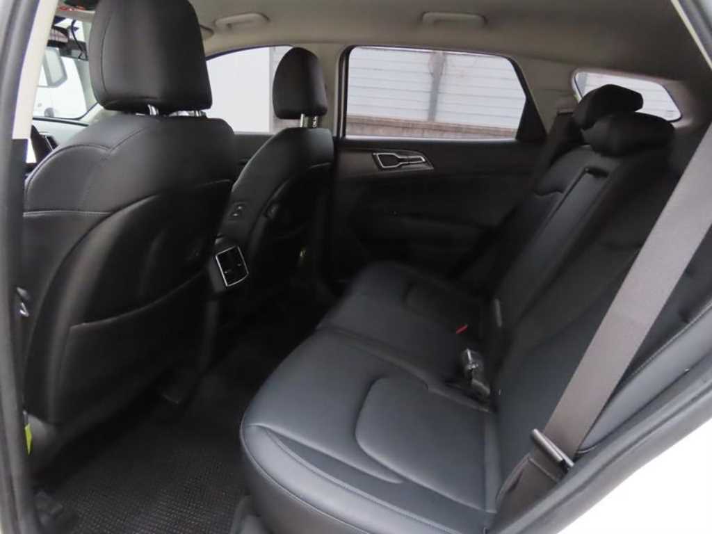 KIA Sportage - Vista 8