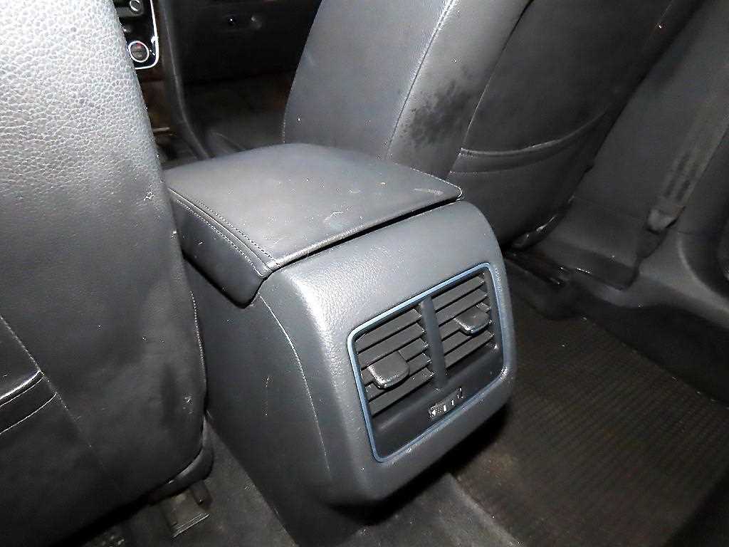 Volkswagen Passat 2015 Negro - Importación desde Corea - HF Imports Iquique - Foto 15