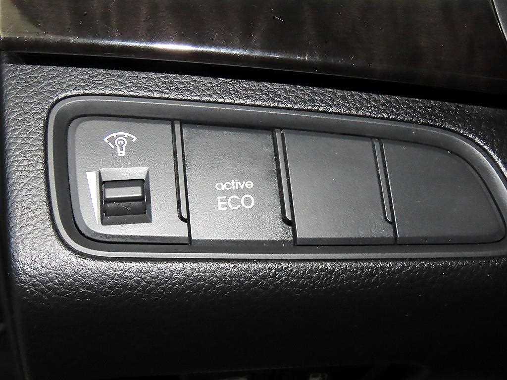 HYUNDAI Grandeur 2011 Negro - Importación desde Corea - HF Imports Iquique - Foto 13