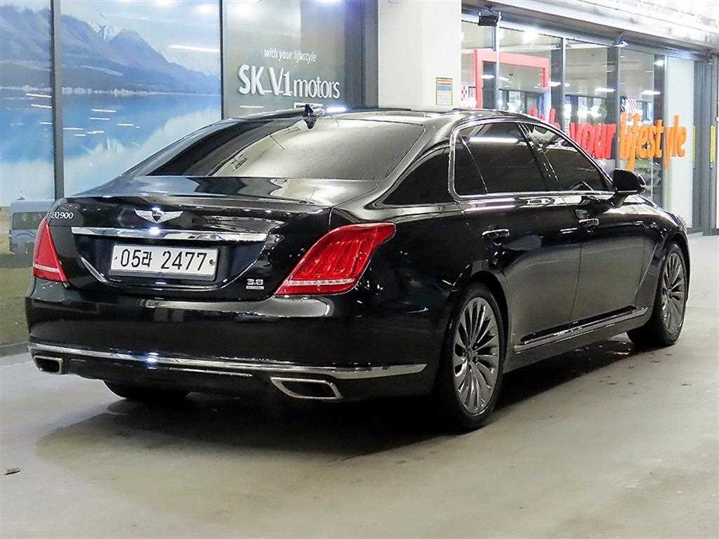 Genesis EQ900 - Vista 4