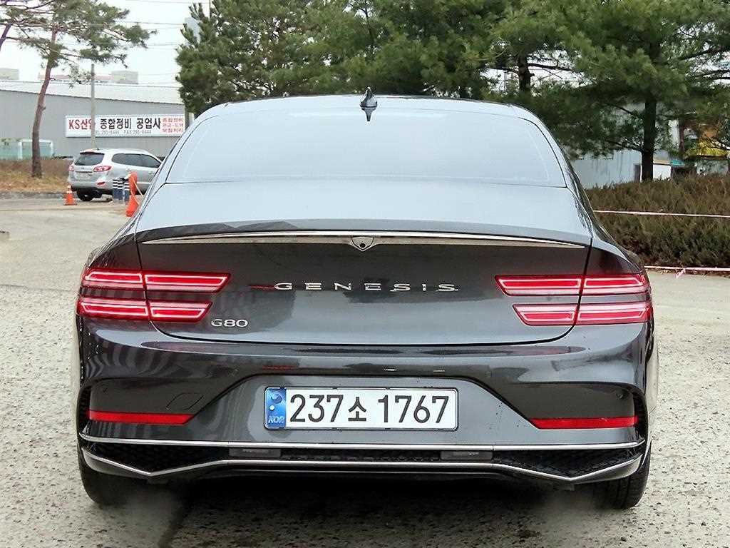 Genesis G80 - Vista 4