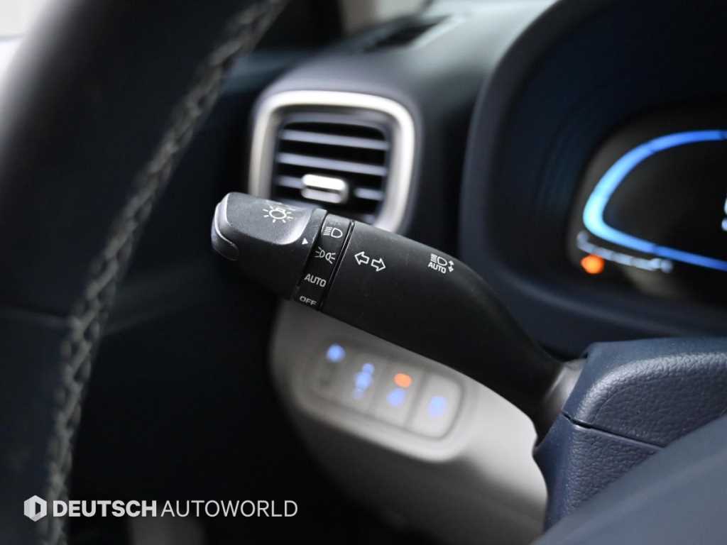 HYUNDAI Venue 2023 Blanco - Importación desde Corea - HF Imports Iquique - Foto 18