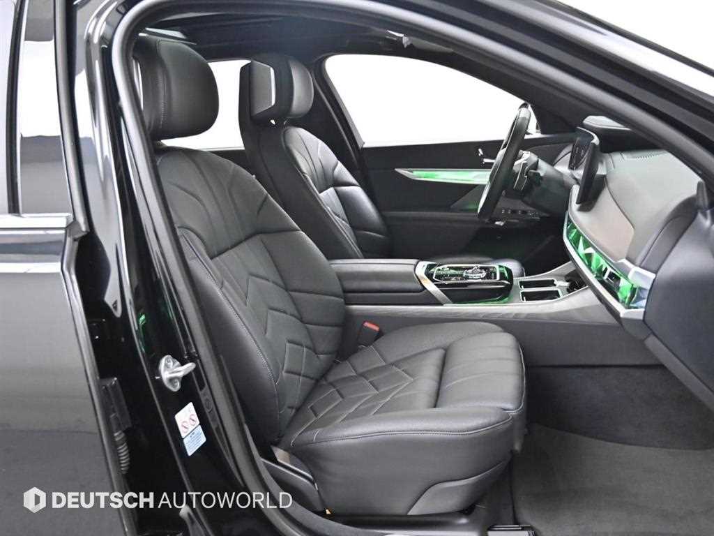 BMW 7 Series - Vista 10