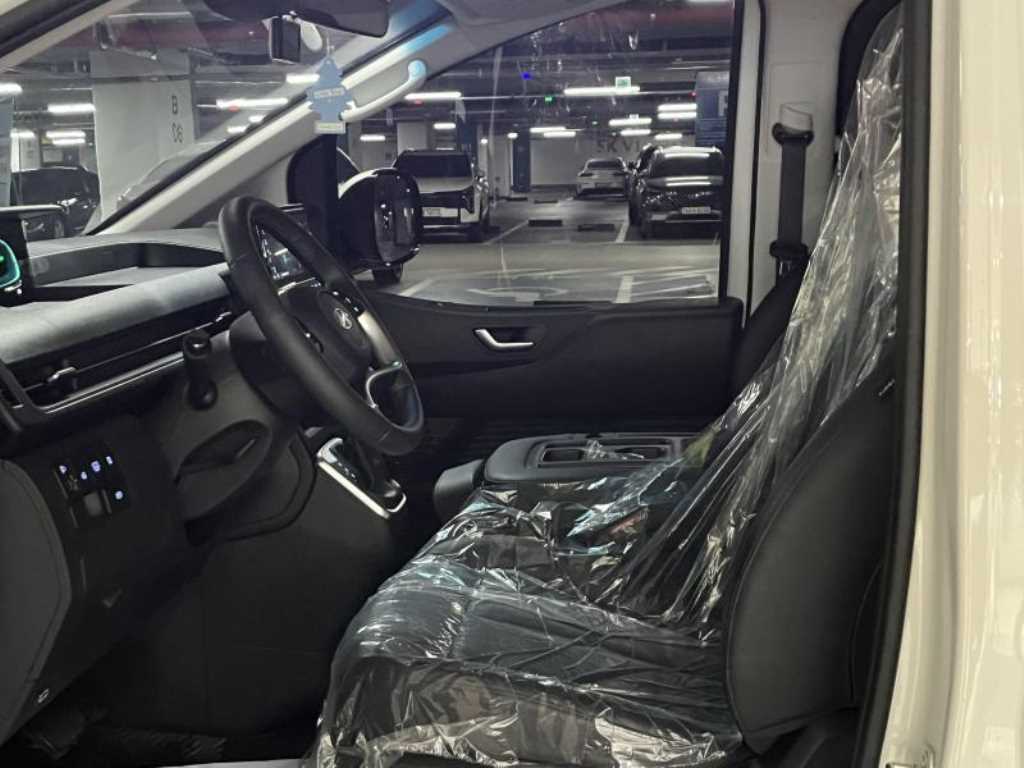 HYUNDAI Staria 2025 Blanco - Importación desde Corea - HF Imports Iquique - Foto 13