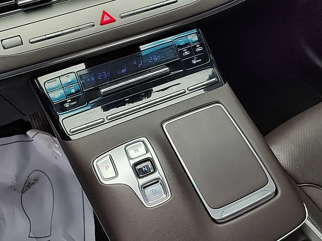 HYUNDAI Grandeur - Vista 8