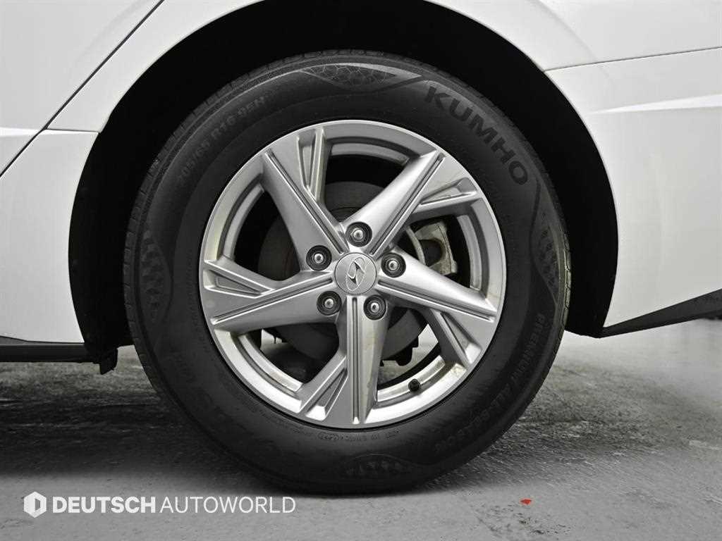 HYUNDAI Sonata - Vista 5