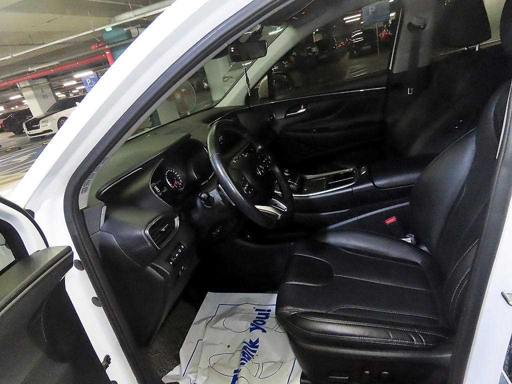 HYUNDAI Santa Fe - Vista 6