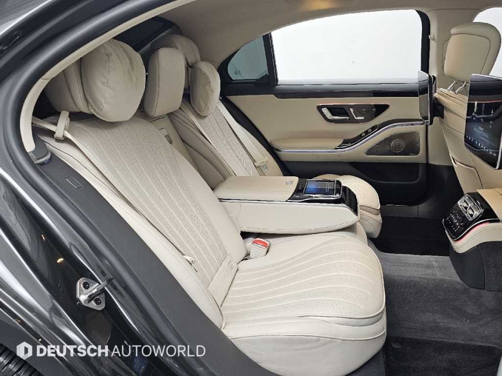 Mercedes Benz S Class - Vista 12