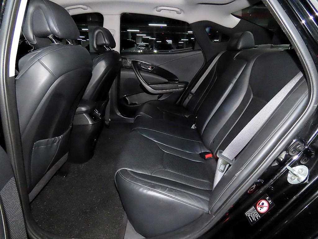 HYUNDAI Grandeur - Vista 6