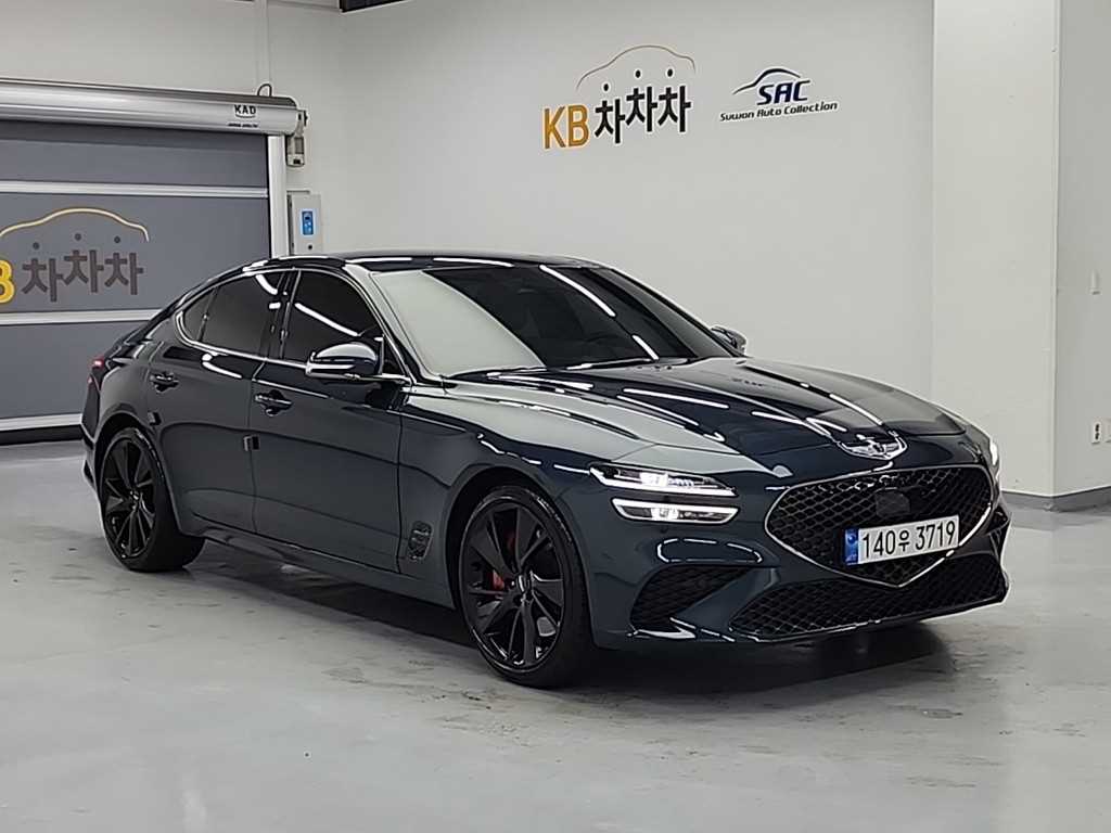 Genesis G70 - Vista 4