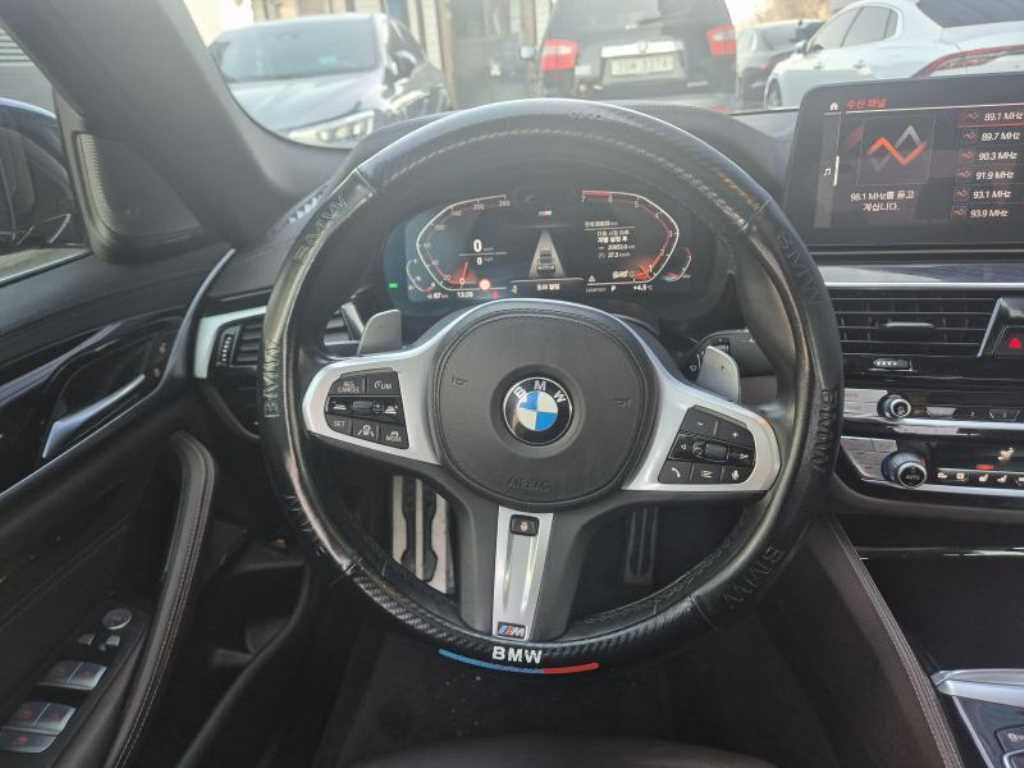 BMW 5 Series - Vista 6