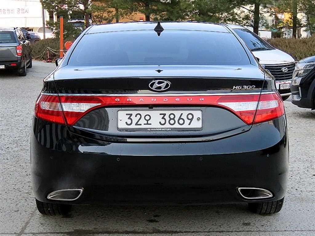 HYUNDAI Grandeur - Vista 4