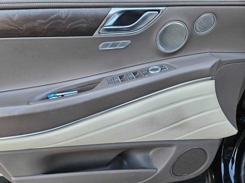 Genesis GV80 - Vista 9