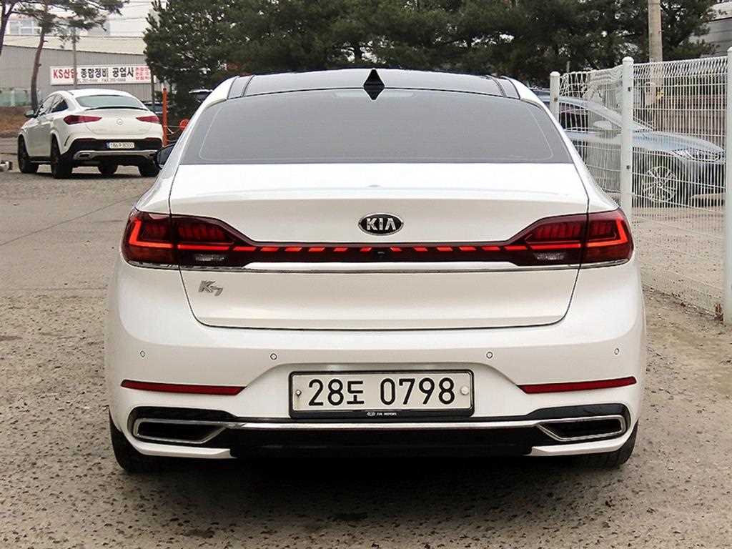 KIA K7 - Vista 4