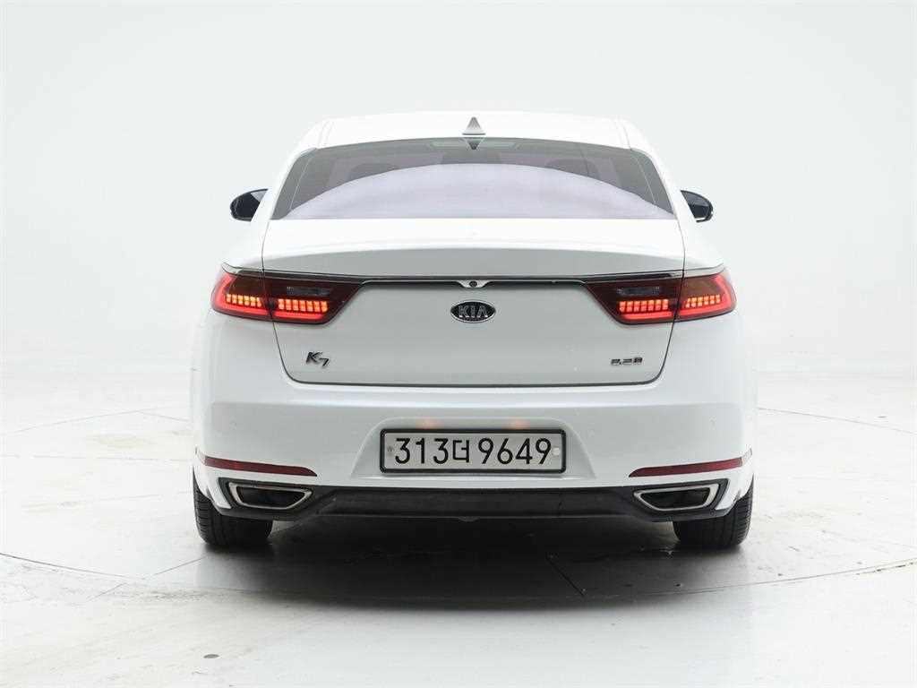 KIA K7 - Vista 5