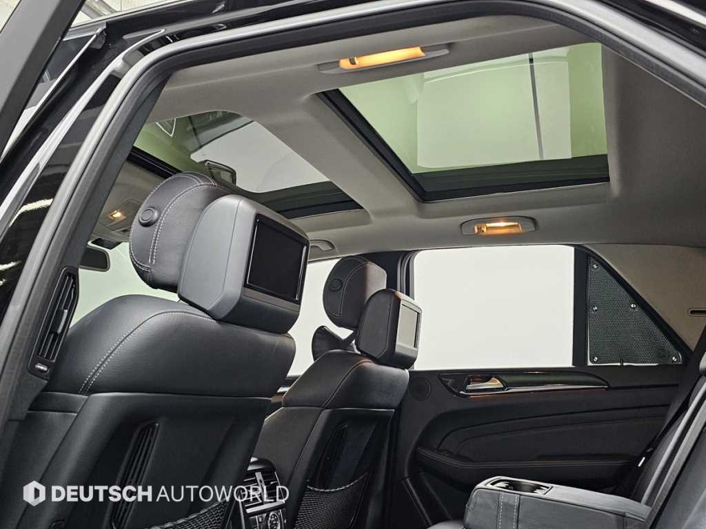 Mercedes Benz M Class 2015 Negro - Importación desde Corea - HF Imports Iquique - Foto 19