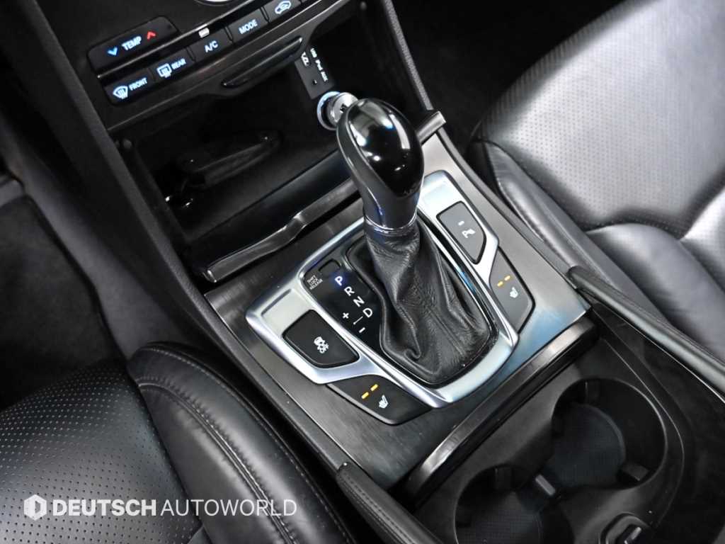 HYUNDAI Grandeur - Vista 9