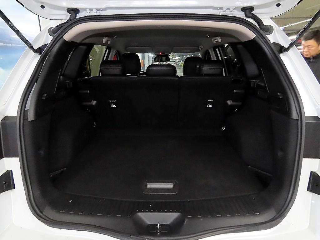 SAMSUNG QM6 2023 Blanco - Importación desde Corea - HF Imports Iquique - Foto 17