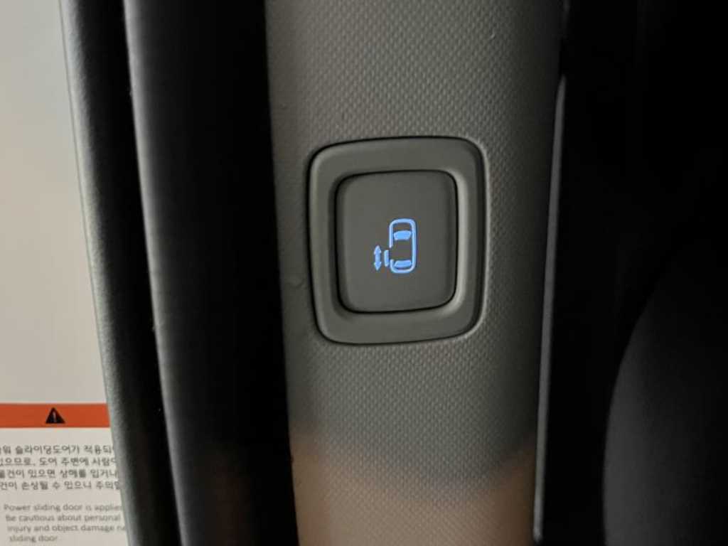 HYUNDAI Staria - Vista 12