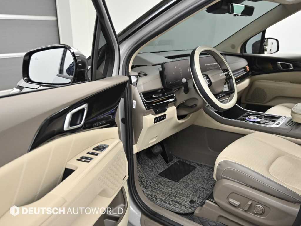 KIA Carnival - Vista 11