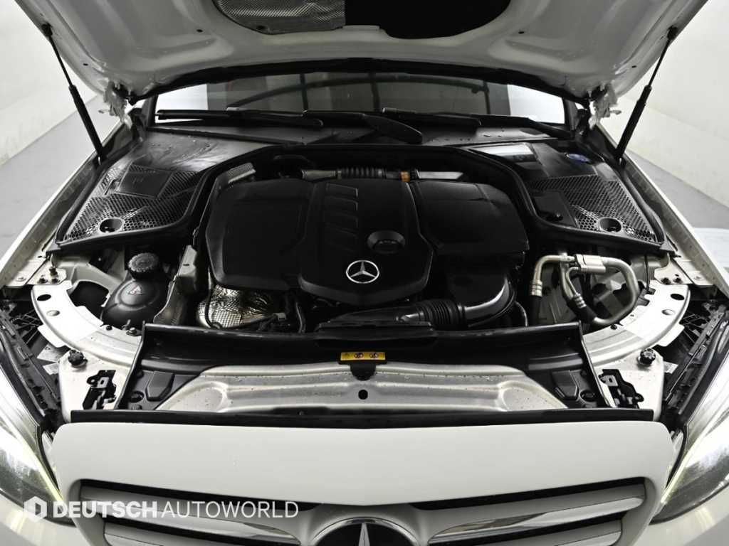 Mercedes Benz C Class - Vista 6