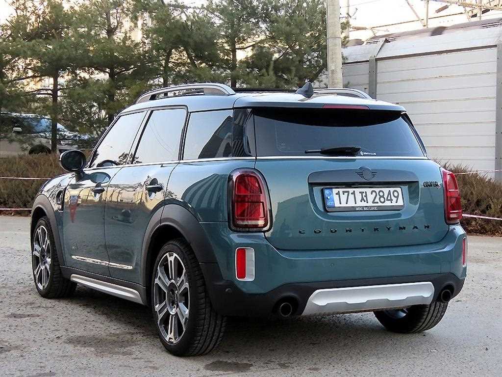 Mini Countryman - Vista 4