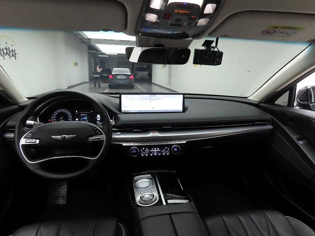 Genesis G80 - Vista 8