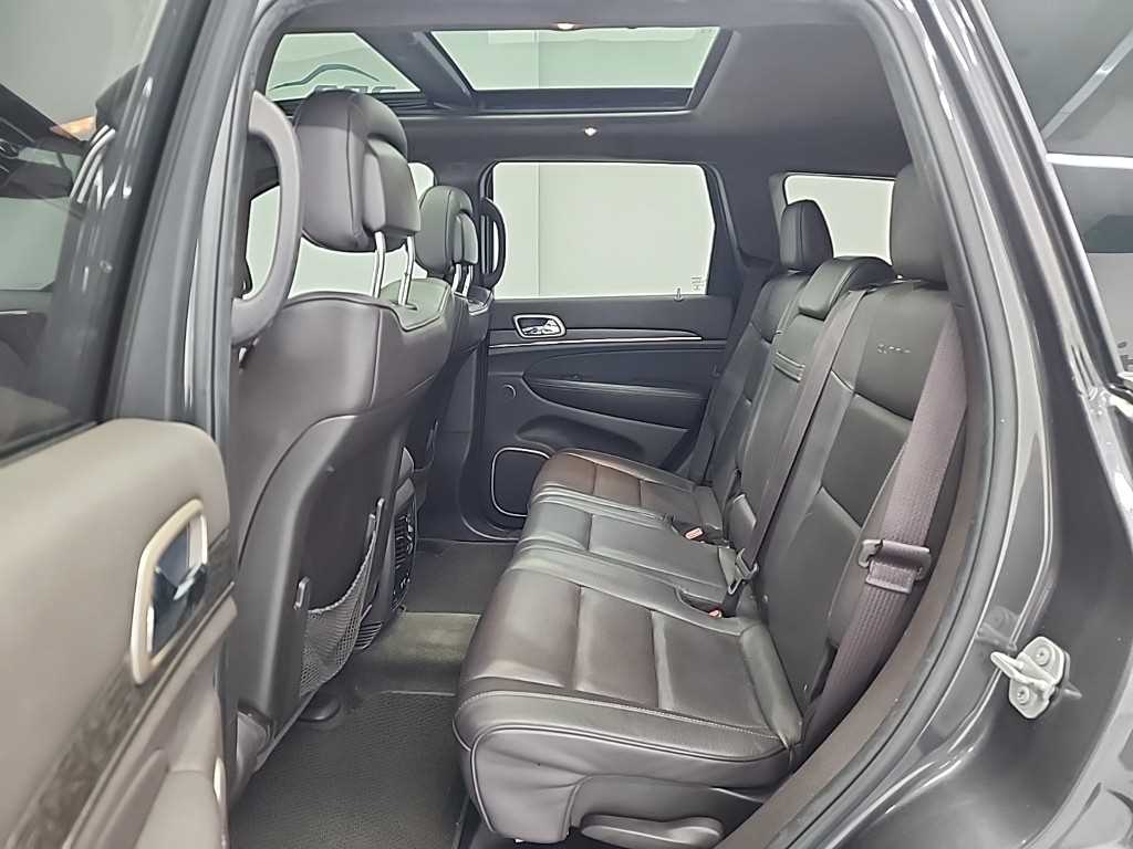 Jeep Cherokee - Vista 12