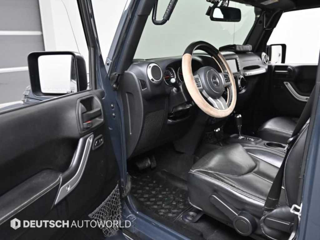 Jeep Wrangler - Vista 11