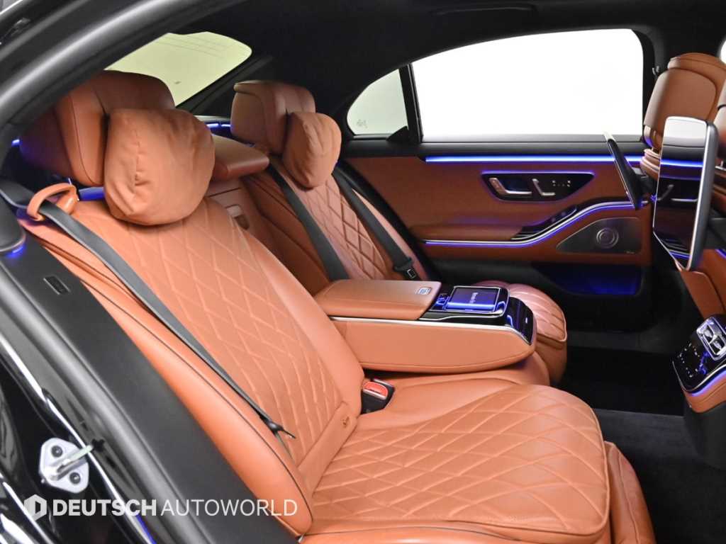 Mercedes Benz S Class - Vista 12