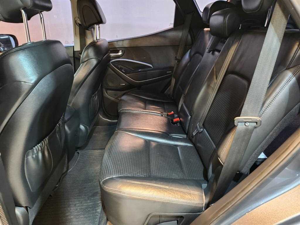 HYUNDAI Santa Fe - Vista 6