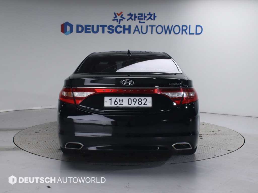 HYUNDAI Grandeur - Vista 4