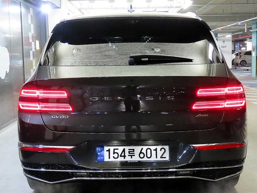 Genesis GV80 - Vista 5