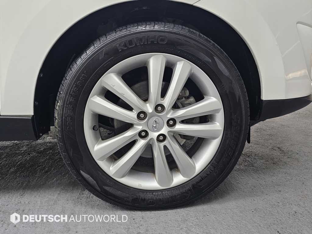 HYUNDAI Tucson - Vista 5