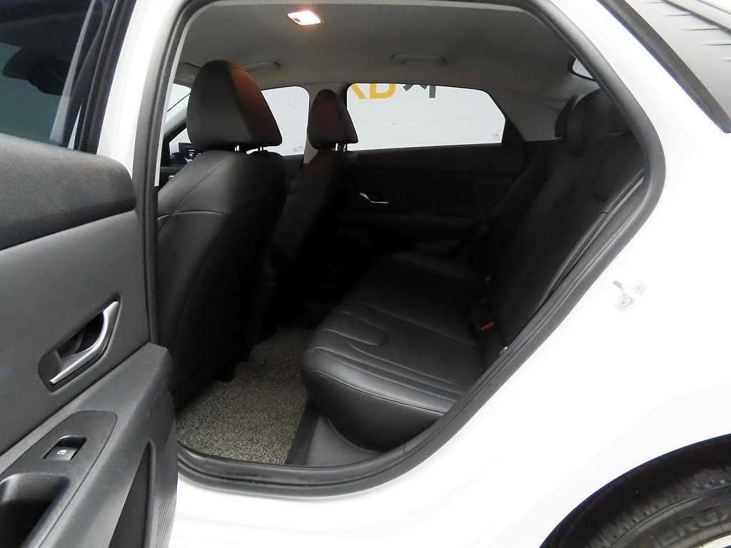 HYUNDAI Avante 2022 Blanco - Importación desde Corea - HF Imports Iquique - Foto 14