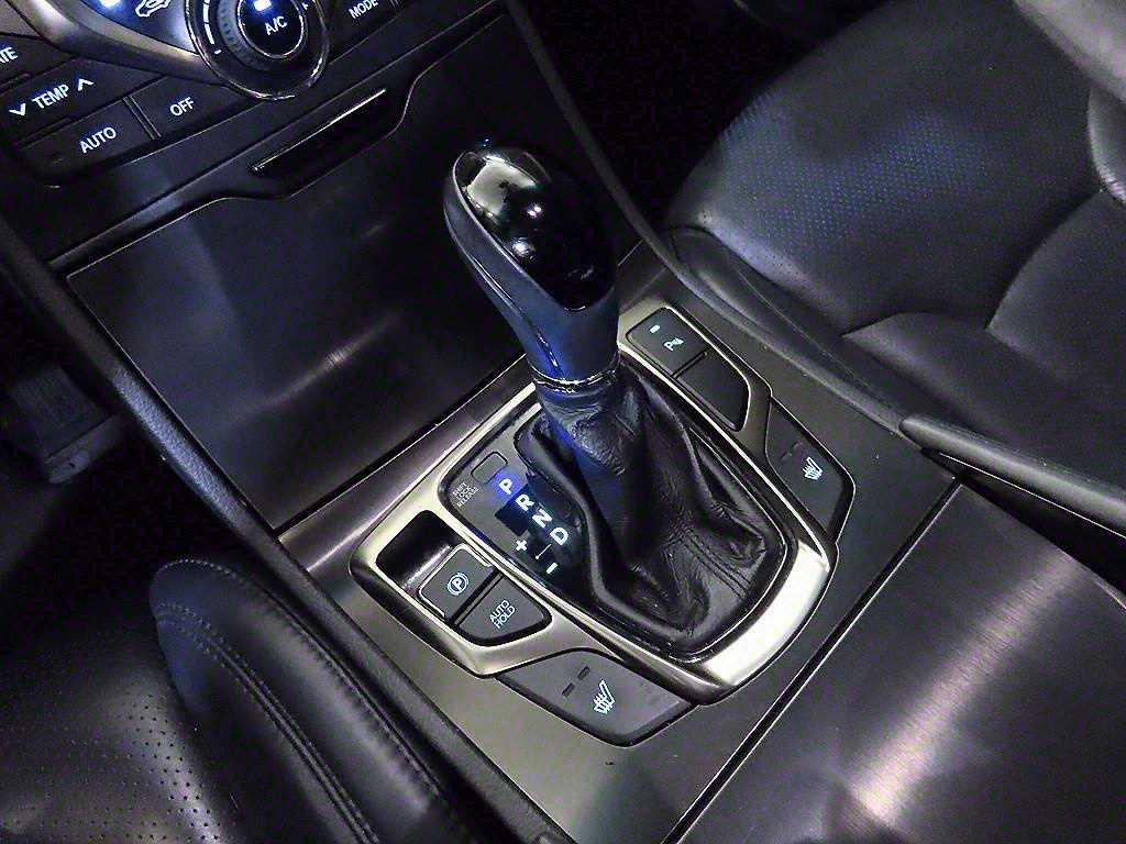 HYUNDAI Grandeur - Vista 12