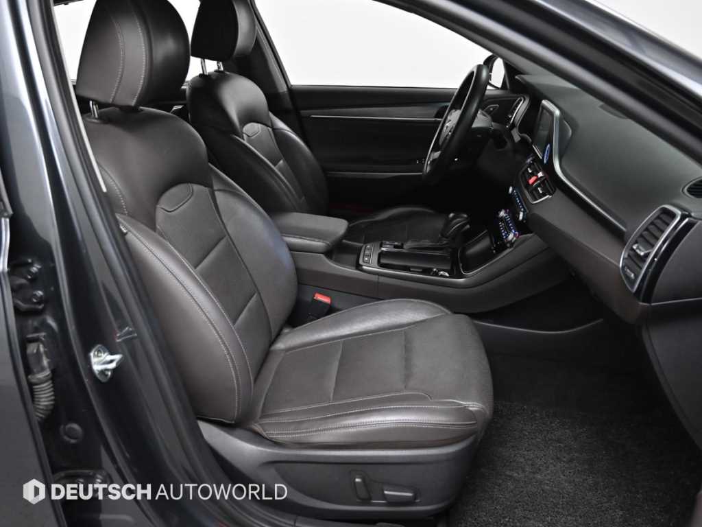 HYUNDAI Grandeur - Vista 10