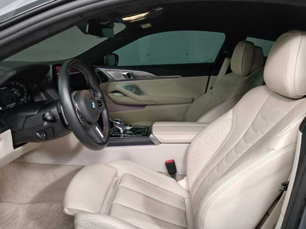 BMW 8 Series - Vista 7