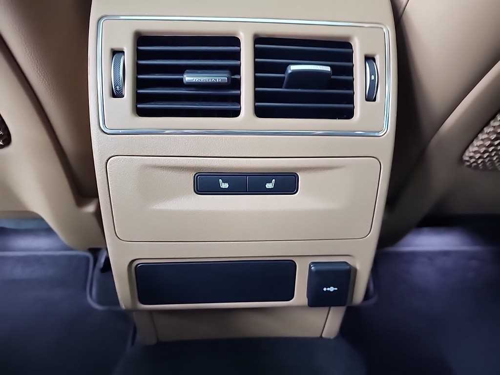 Jaguar F-PACE 2021 Blanco - Importación desde Corea - HF Imports Iquique - Foto 13