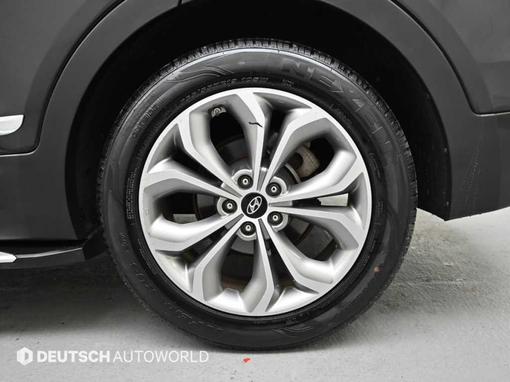 HYUNDAI Santa Fe - Vista 5