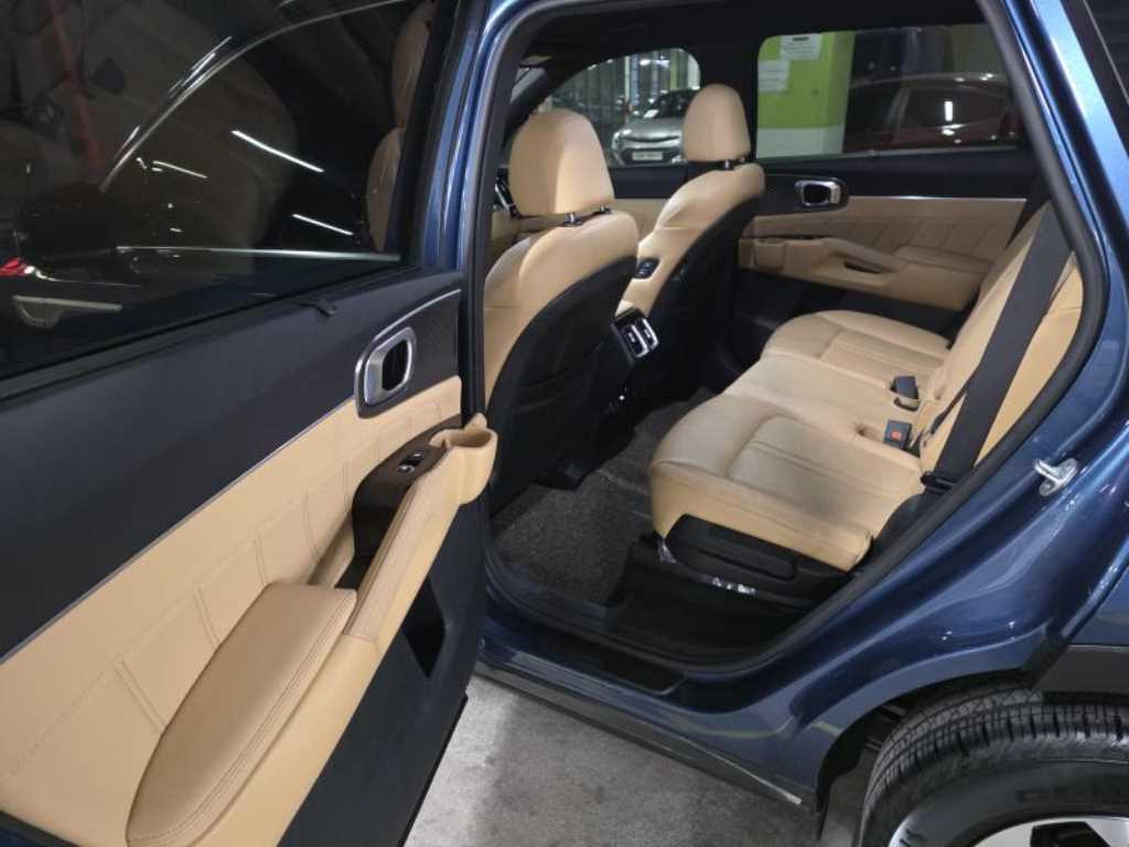 KIA Sorento - Vista 9