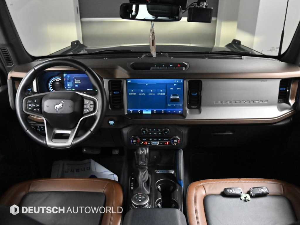 Ford Bronco - Vista 5