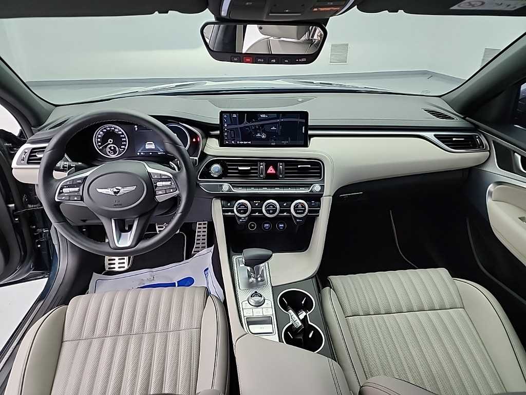 Genesis G70 - Vista 7