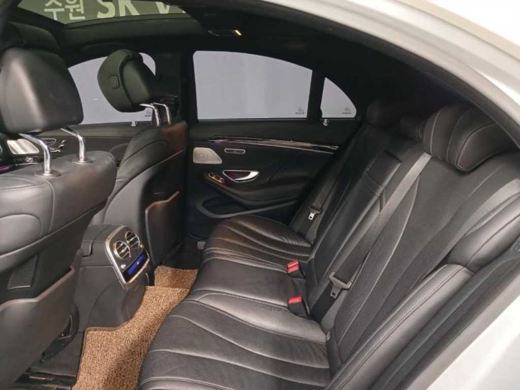 Mercedes Benz S Class - Vista 8