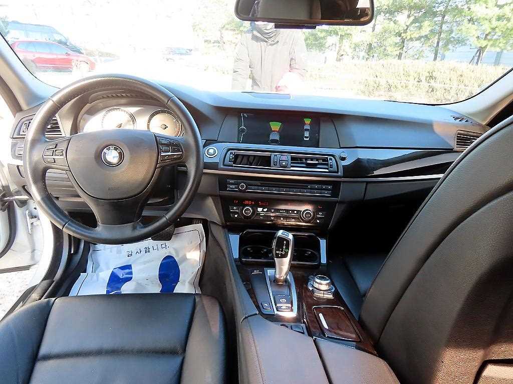 BMW 5 Series - Vista 7